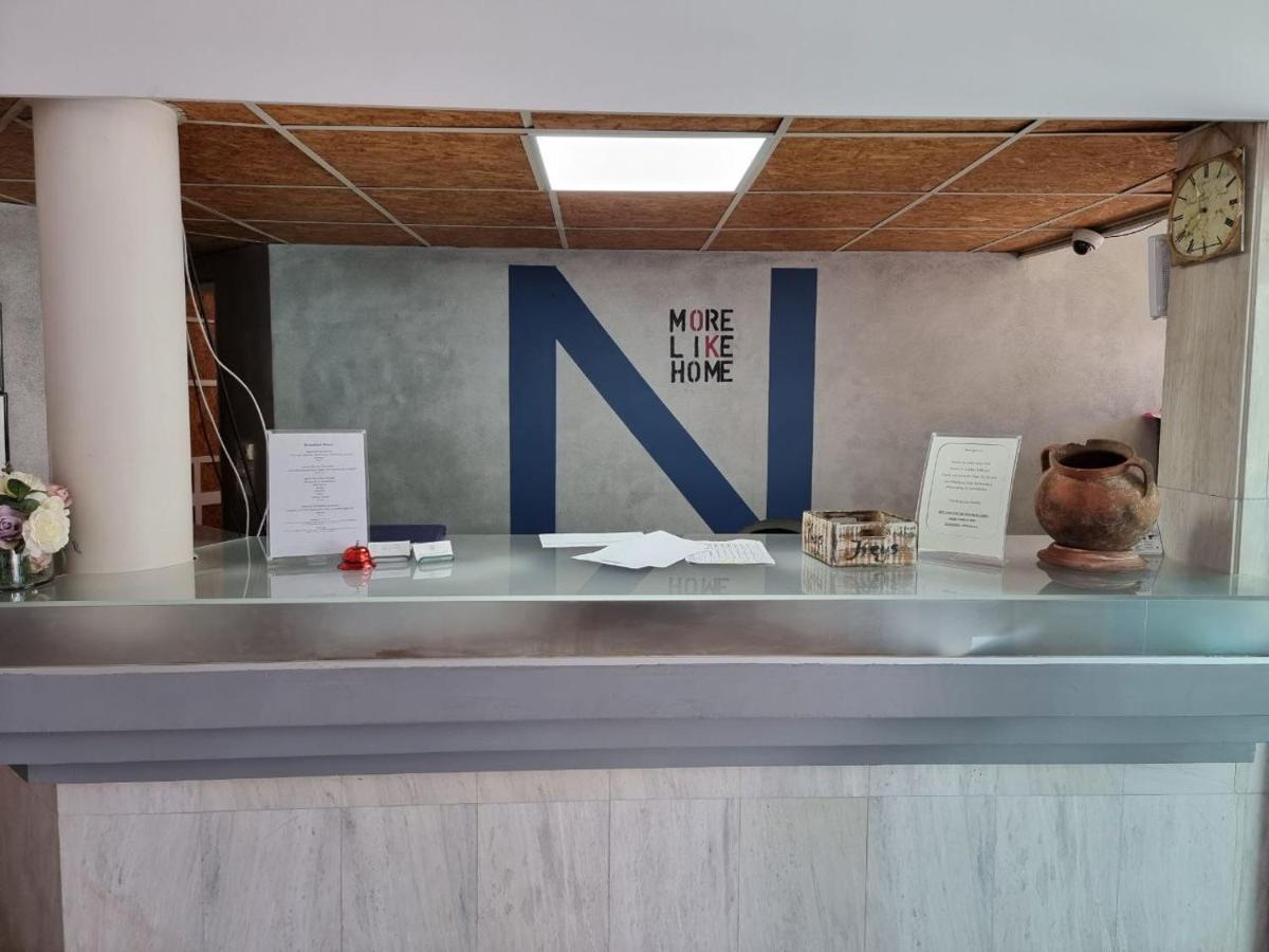 Nereus Hotel パ フォス エクステリア 写真